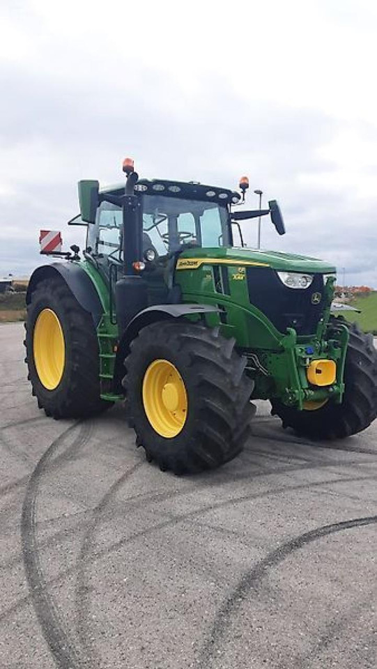 John Deere 6r195 / 6r 195 - Tractor: foto 2 John Deere 6r195 / 6r 195 - Tractor: foto 2