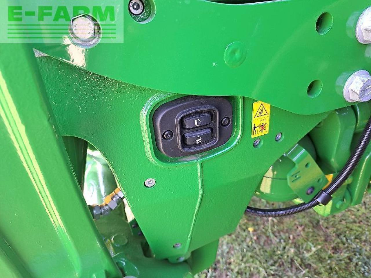 John Deere 6r195 / 6r195 - Tractor: foto 5 John Deere 6r195 / 6r195 - Tractor: foto 5