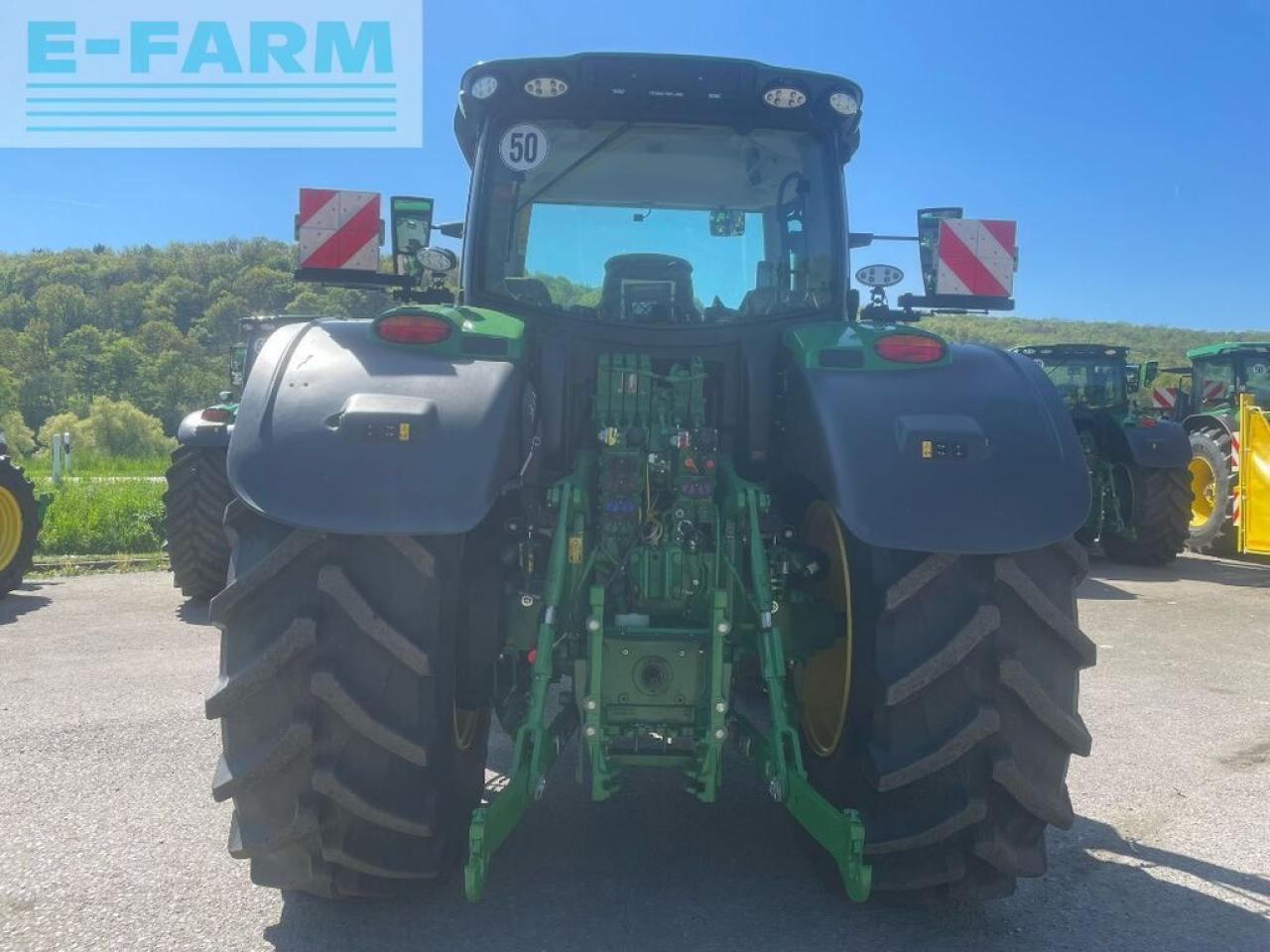 John Deere 6r215 / 6r 215 - Tractor: foto 4 John Deere 6r215 / 6r 215 - Tractor: foto 4