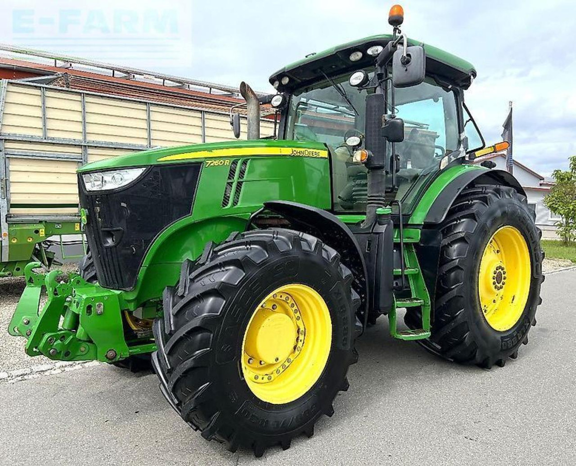 John Deere 7260 r mit einer guten ausstattung - Tractor: foto 1 John Deere 7260 r mit einer guten ausstattung - Tractor: foto 1