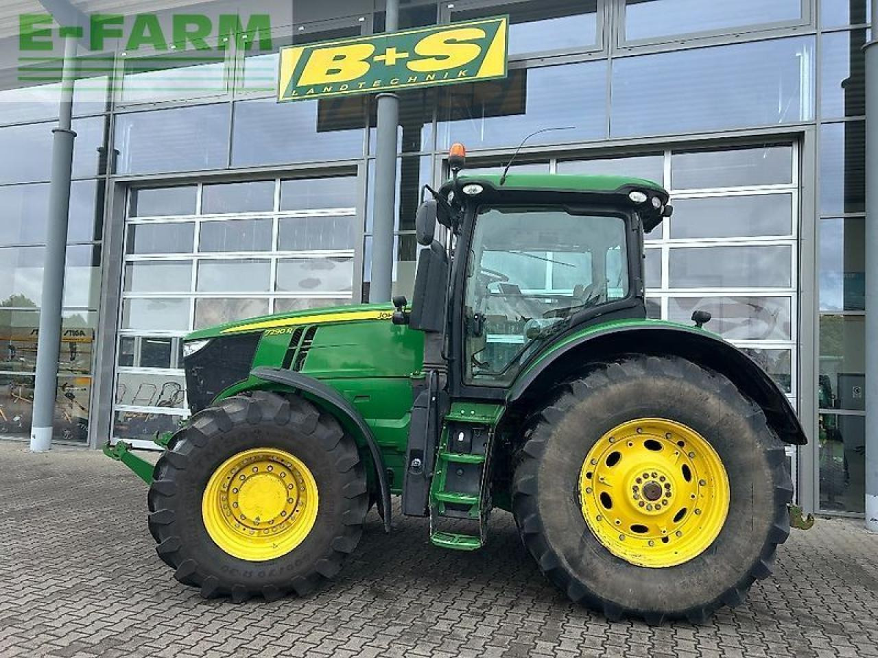 John Deere 7290r - 06d0rw (my16) - Tractor: foto 1 John Deere 7290r - 06d0rw (my16) - Tractor: foto 1