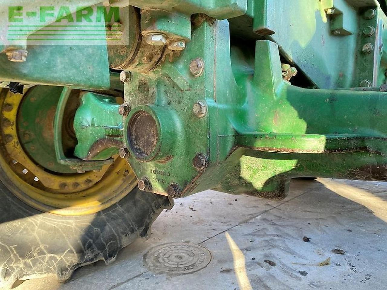 Tractor John Deere 8320: foto 11