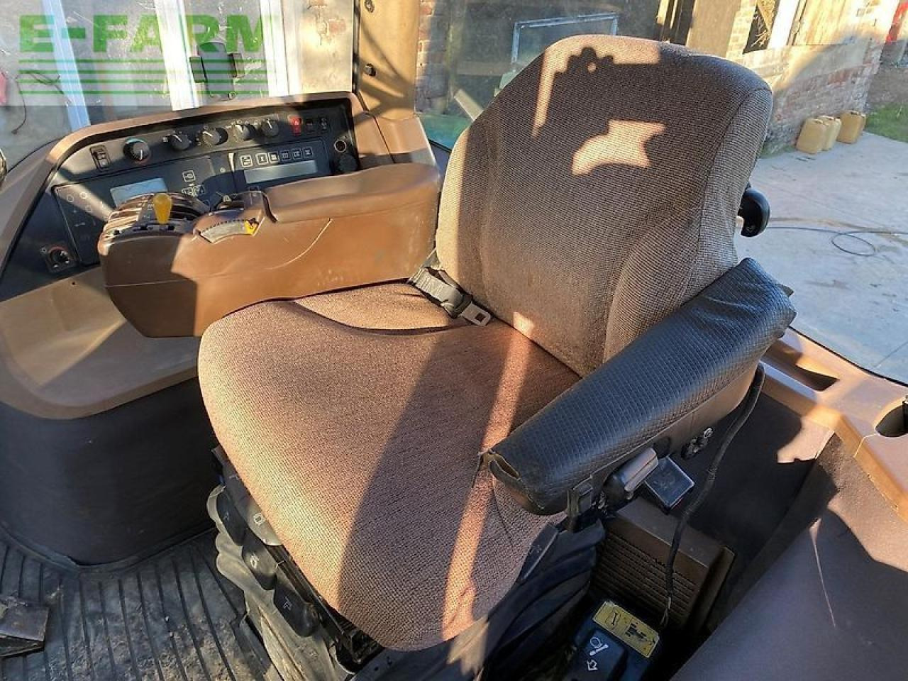 Tractor John Deere 8320: foto 25