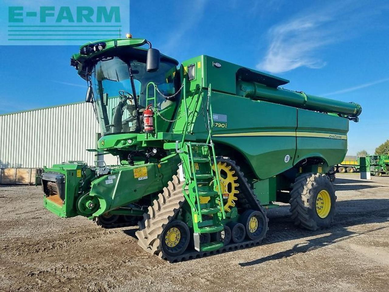 John Deere s790 my24 prod 30 - Cosechadora de granos: foto 1 John Deere s790 my24 prod 30 - Cosechadora de granos: foto 1
