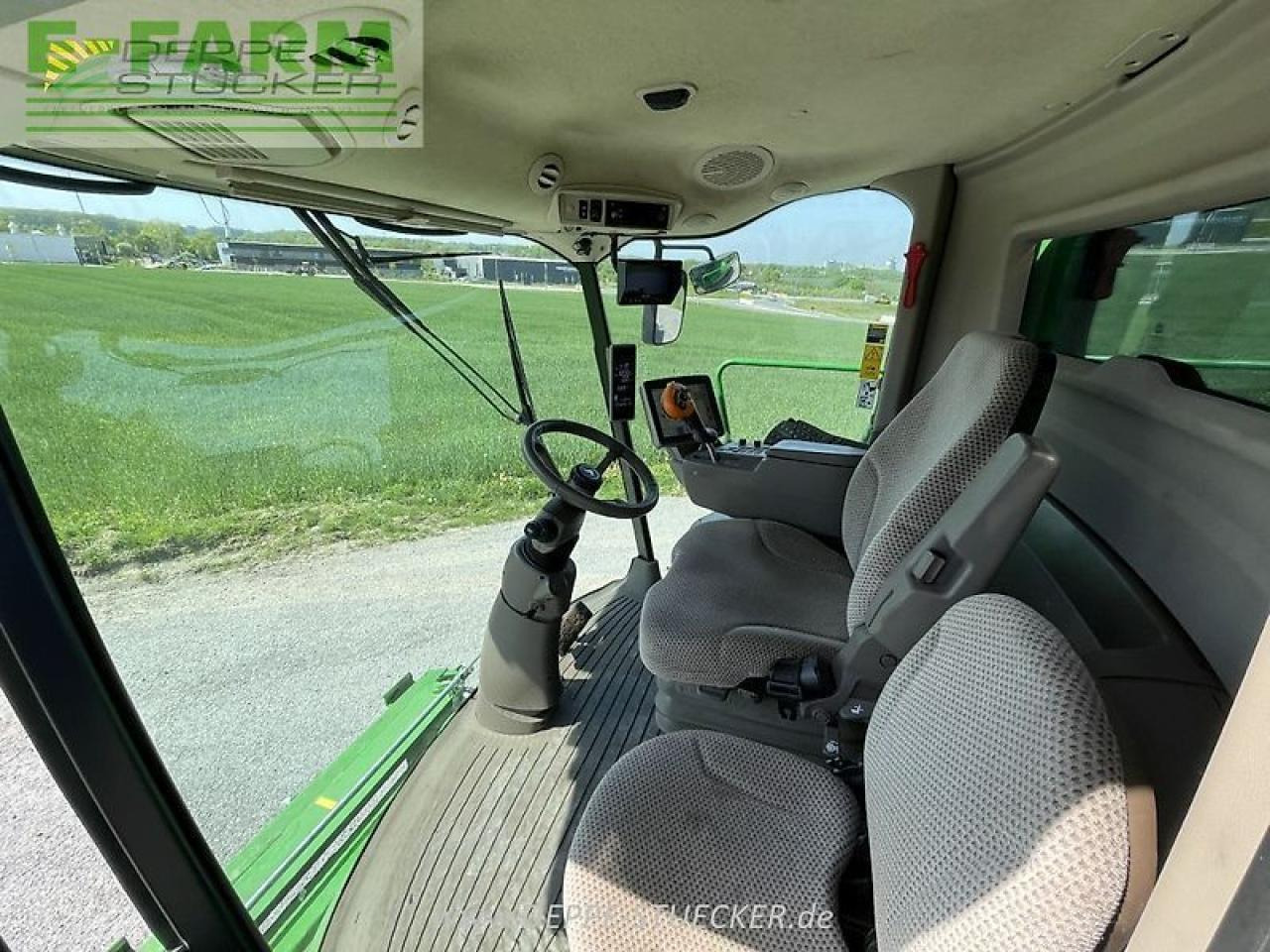 John Deere t560i hillmaster - Cosechadora de granos: foto 5 John Deere t560i hillmaster - Cosechadora de granos: foto 5