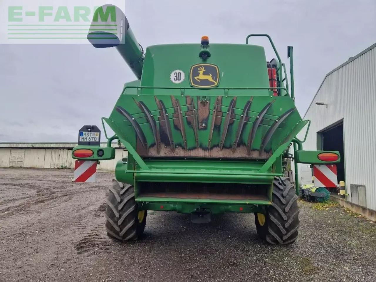 John Deere t670 my23 prod 30 - Cosechadora de granos: foto 4 John Deere t670 my23 prod 30 - Cosechadora de granos: foto 4