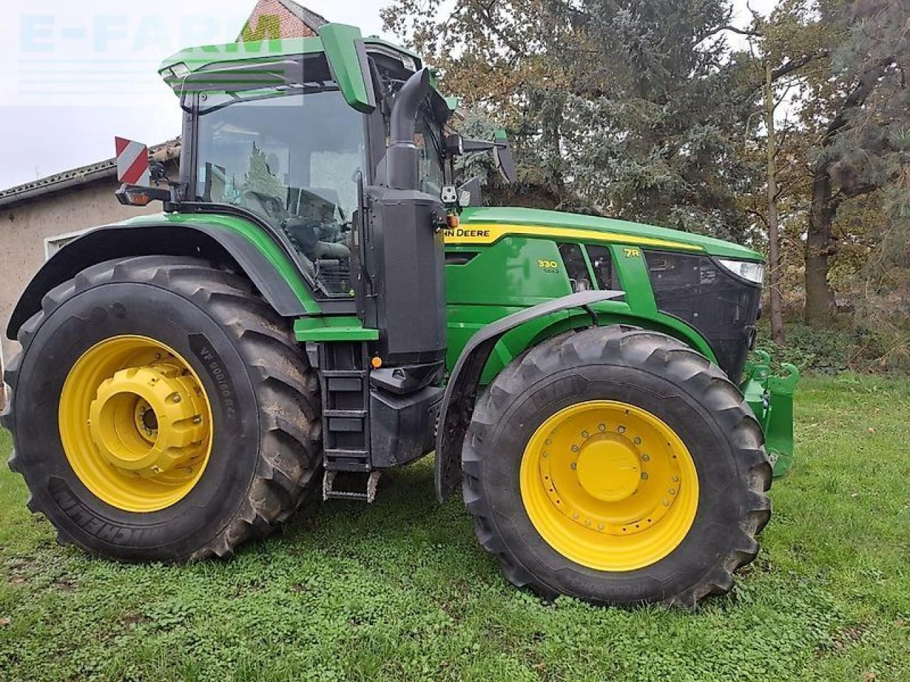 John Deere traktor 7r330 - Accesorios para cosechadoras de forraje: foto 1 John Deere traktor 7r330 - Accesorios para cosechadoras de forraje: foto 1