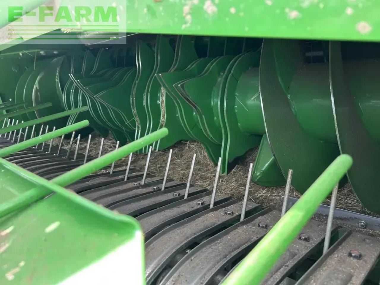 Empacadora de pacas cuadradas John Deere v 451 m maxicut 13 couteaux: foto 10