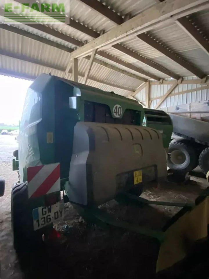 John Deere v451m - Empacadora de pacas cuadradas: foto 4 John Deere v451m - Empacadora de pacas cuadradas: foto 4