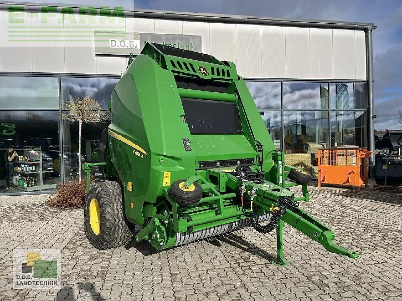 John Deere v461m - Empacadora de pacas cuadradas: foto 4 John Deere v461m - Empacadora de pacas cuadradas: foto 4