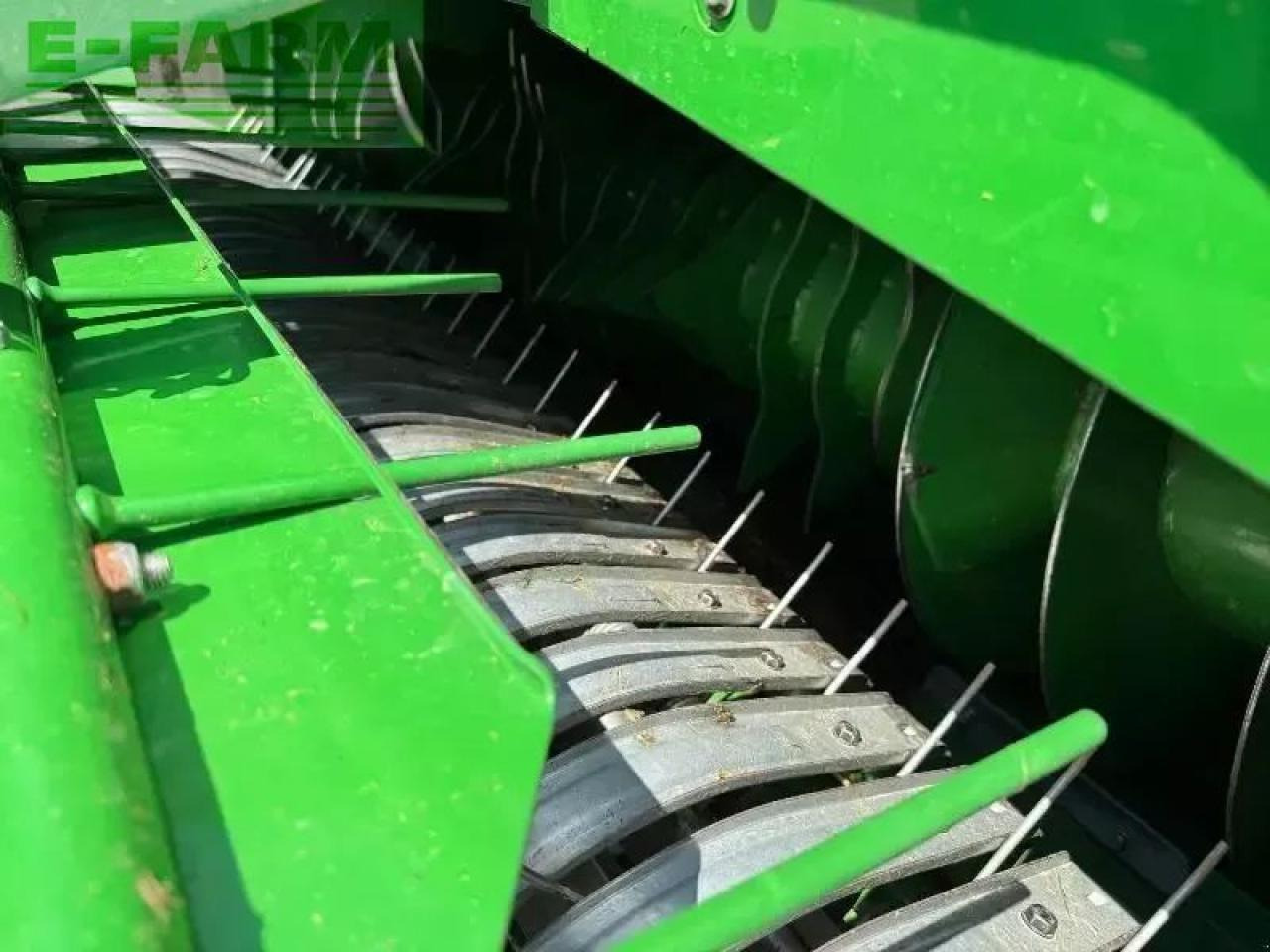 John Deere v461m - Empacadora de pacas cuadradas: foto 5 John Deere v461m - Empacadora de pacas cuadradas: foto 5