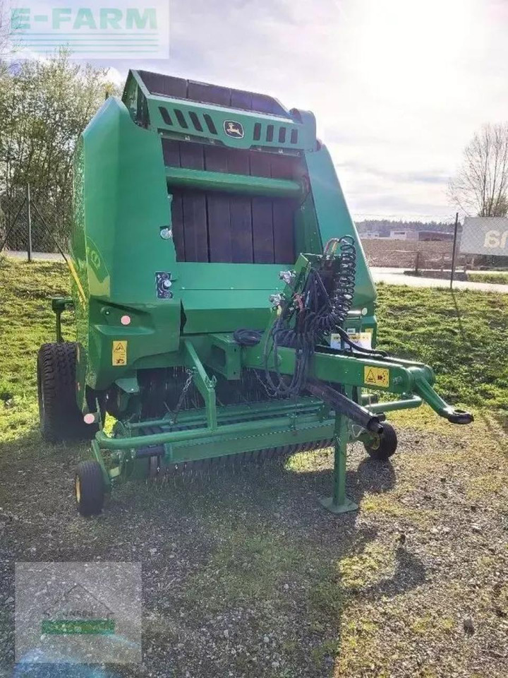 John Deere v461m - Empacadora de pacas cuadradas: foto 3 John Deere v461m - Empacadora de pacas cuadradas: foto 3
