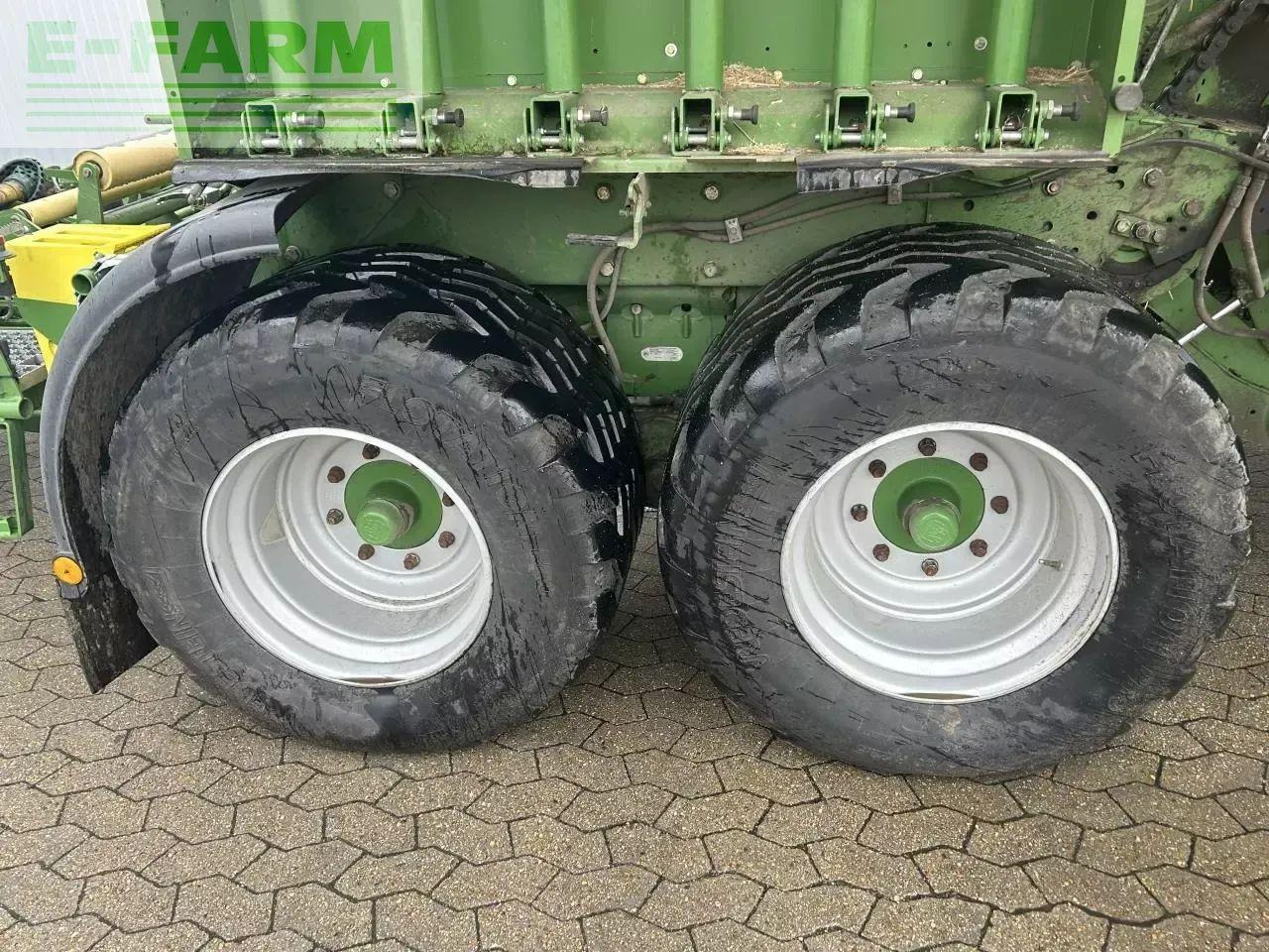 Krone cf155 xc extreme - Empacadora de pacas cuadradas: foto 5 Krone cf155 xc extreme - Empacadora de pacas cuadradas: foto 5