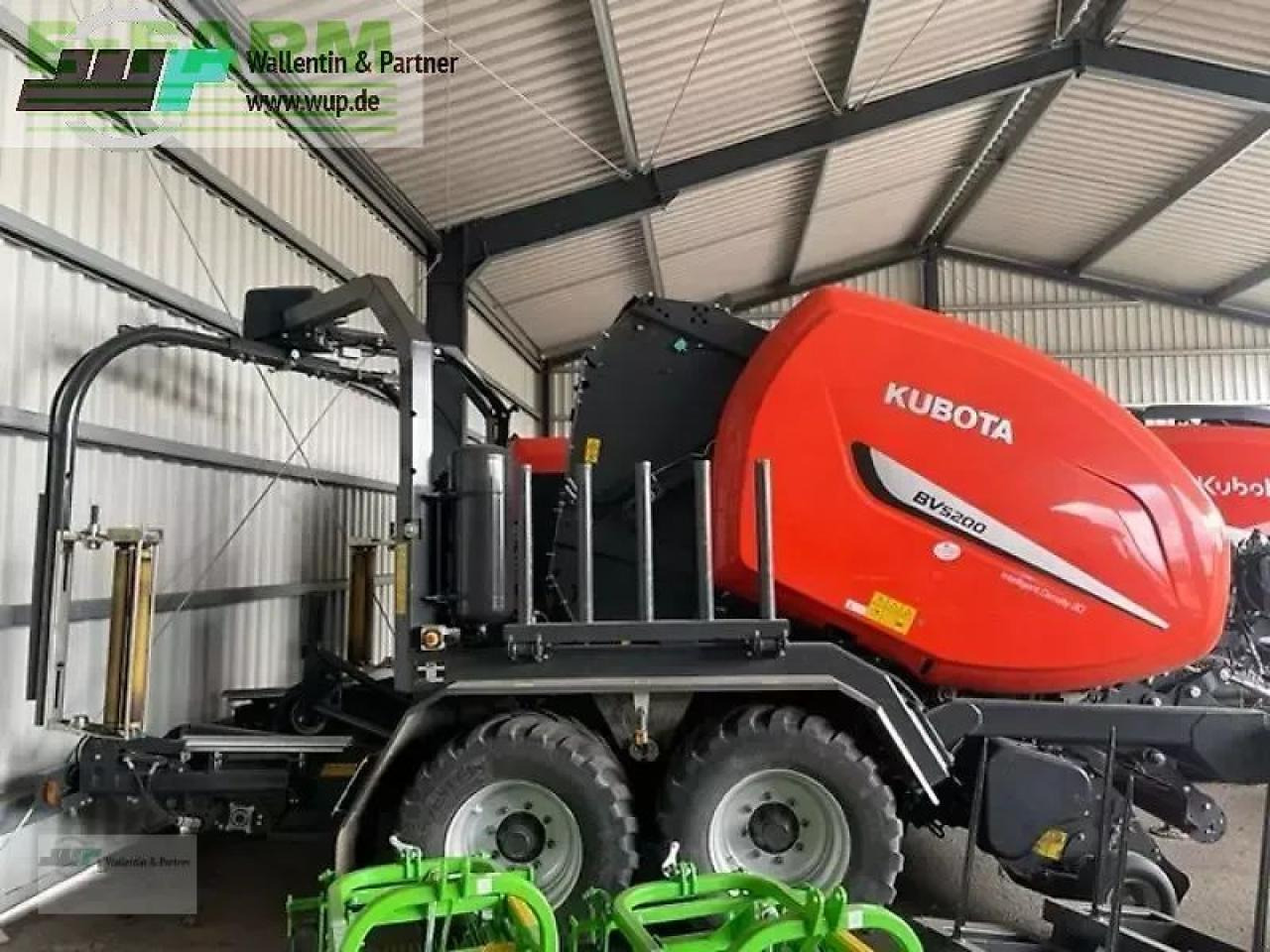 Kubota bv5200 sc14n flexiwrap - Empacadora de pacas cuadradas: foto 1 Kubota bv5200 sc14n flexiwrap - Empacadora de pacas cuadradas: foto 1