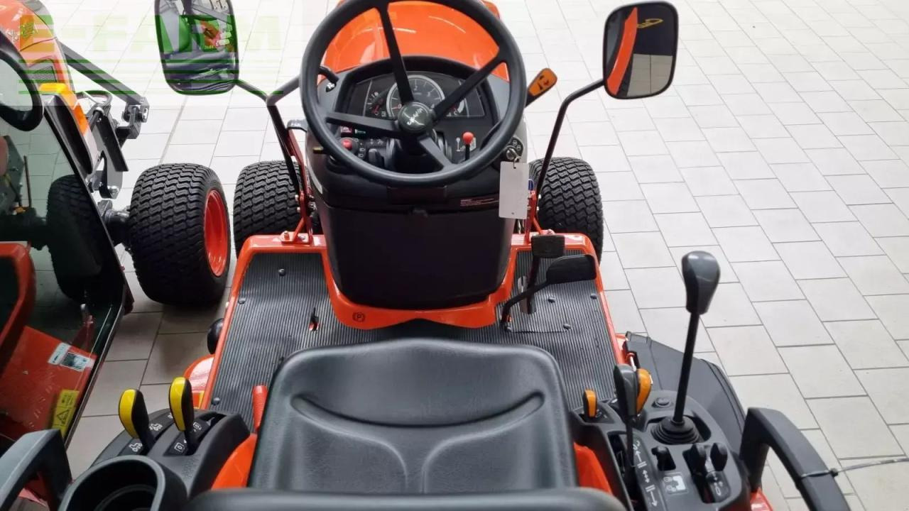 Kubota bx 231 - Tractor: foto 3 Kubota bx 231 - Tractor: foto 3