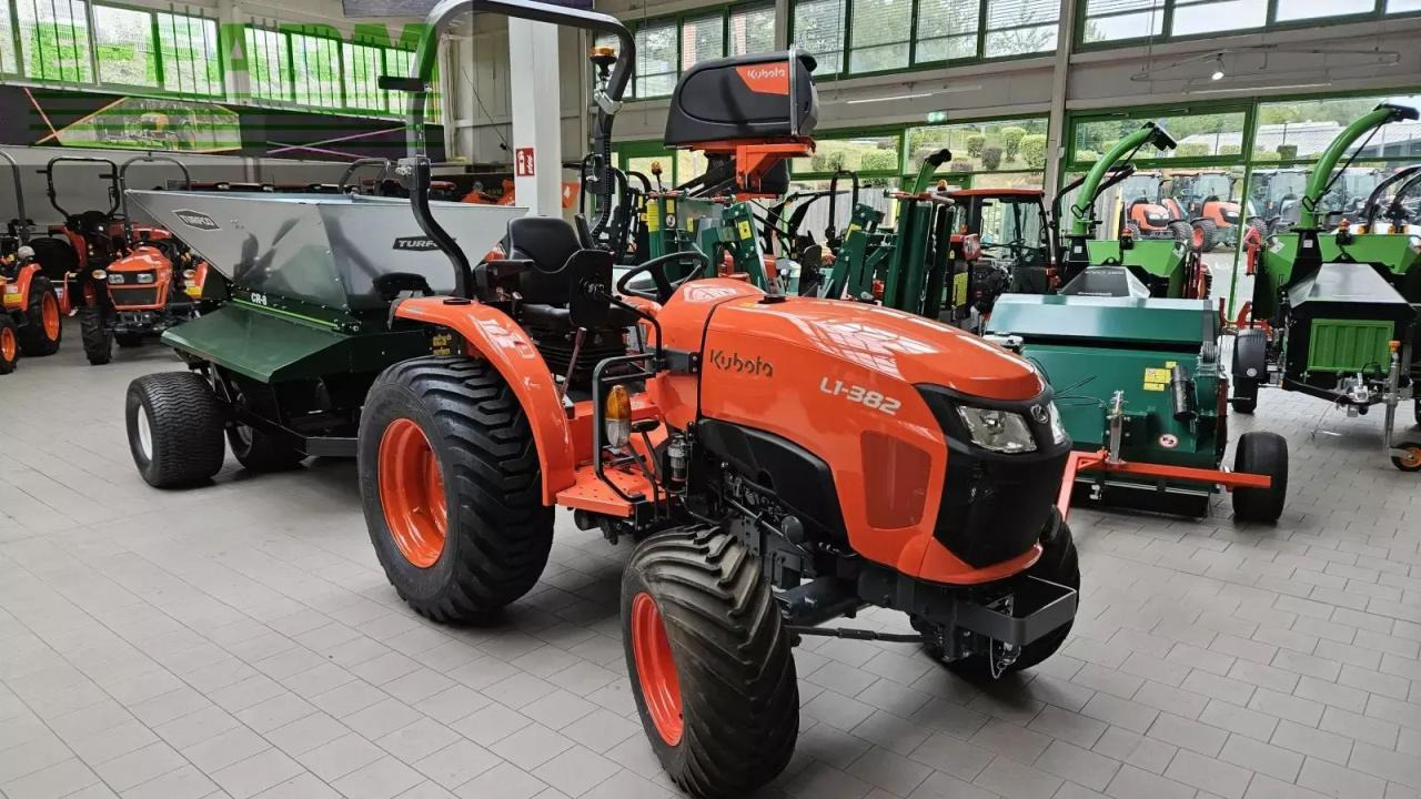 Kubota l1-382 hst - Tractor: foto 2 Kubota l1-382 hst - Tractor: foto 2