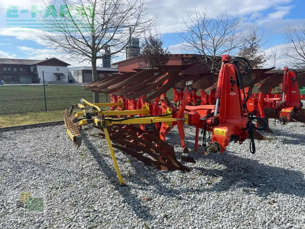 Kuhn vari-master 153 mit schollencracker - Arado: foto 1 Kuhn vari-master 153 mit schollencracker - Arado: foto 1