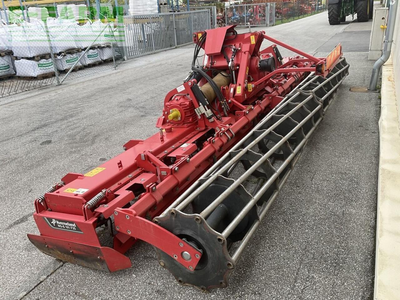 Kverneland ng-s 101 f35 - Rastras: foto 4 Kverneland ng-s 101 f35 - Rastras: foto 4