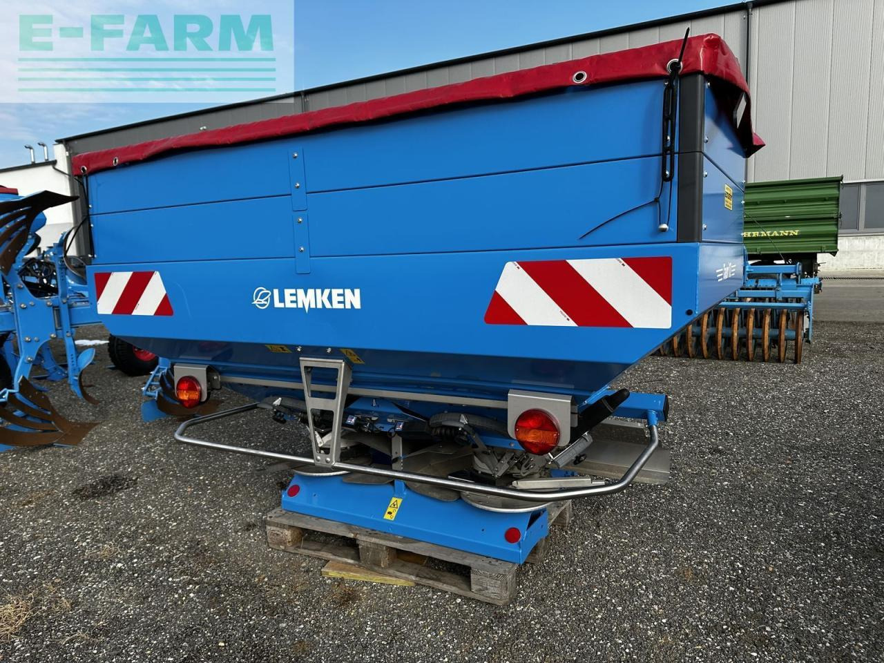 Lemken tauri 12/2150 - Esparcidor de fertilizantes: foto 5 Lemken tauri 12/2150 - Esparcidor de fertilizantes: foto 5