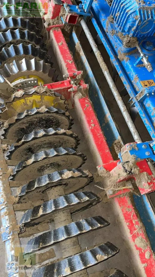 Lemken zirkon 12/600 k - Equipo para trabajo del suelo: foto 2 Lemken zirkon 12/600 k - Equipo para trabajo del suelo: foto 2