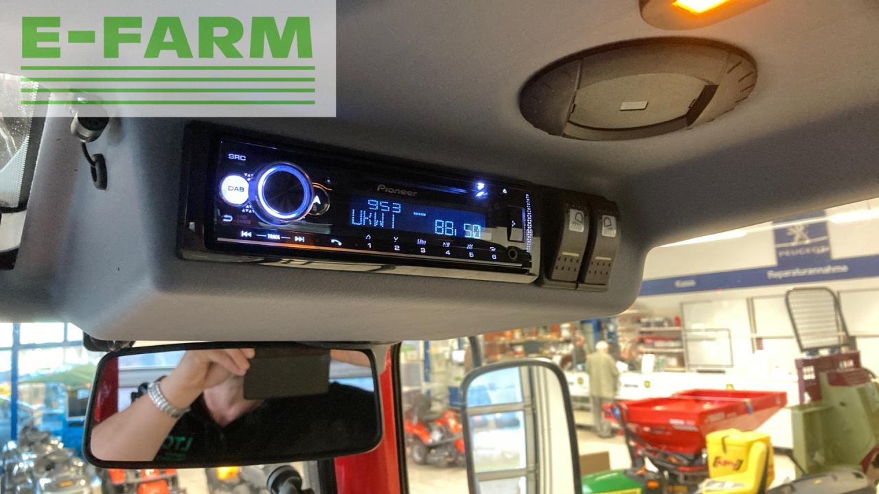 Tractor Lindner Lintrac 80: foto 22 Tractor Lindner Lintrac 80: foto 22