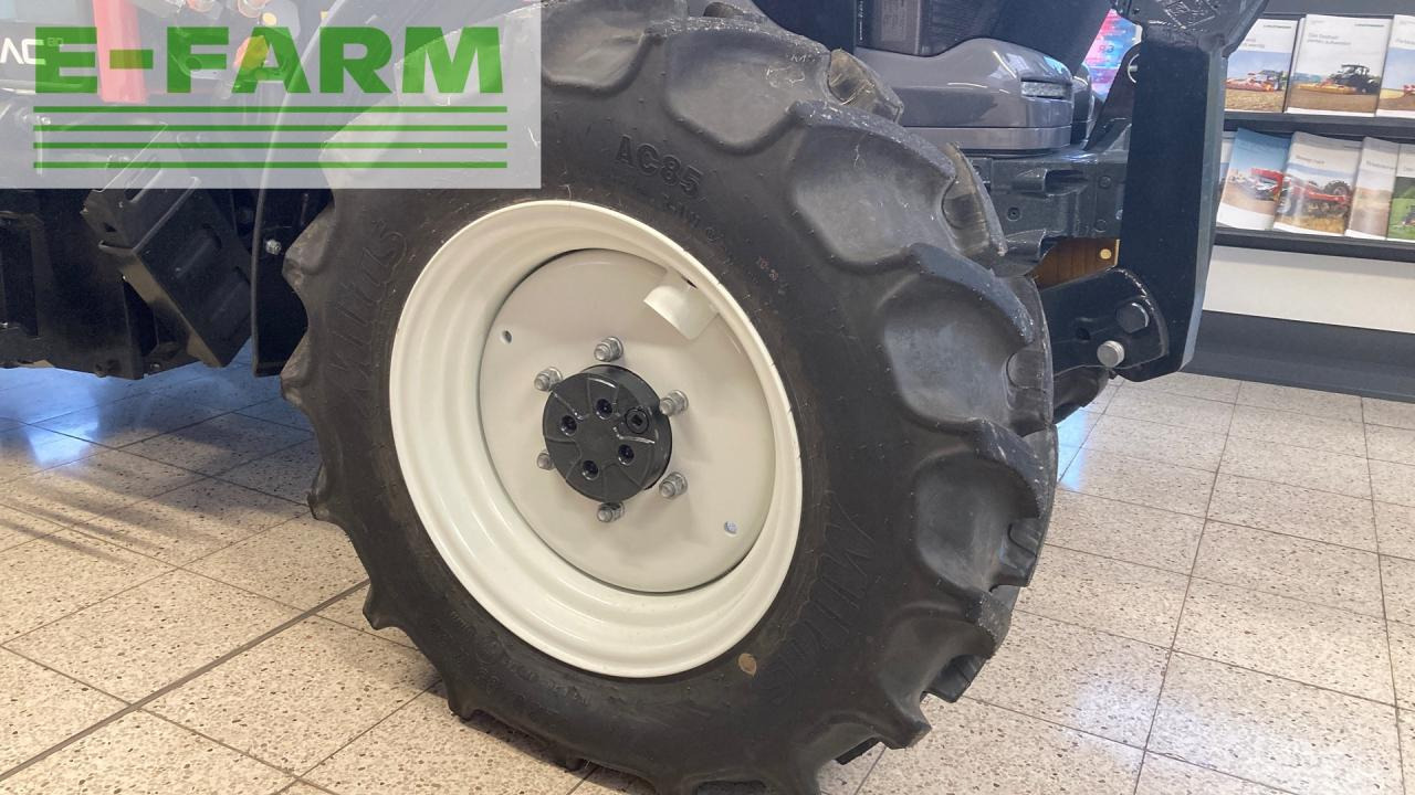 Tractor Lindner Lintrac 80: foto 10 Tractor Lindner Lintrac 80: foto 10