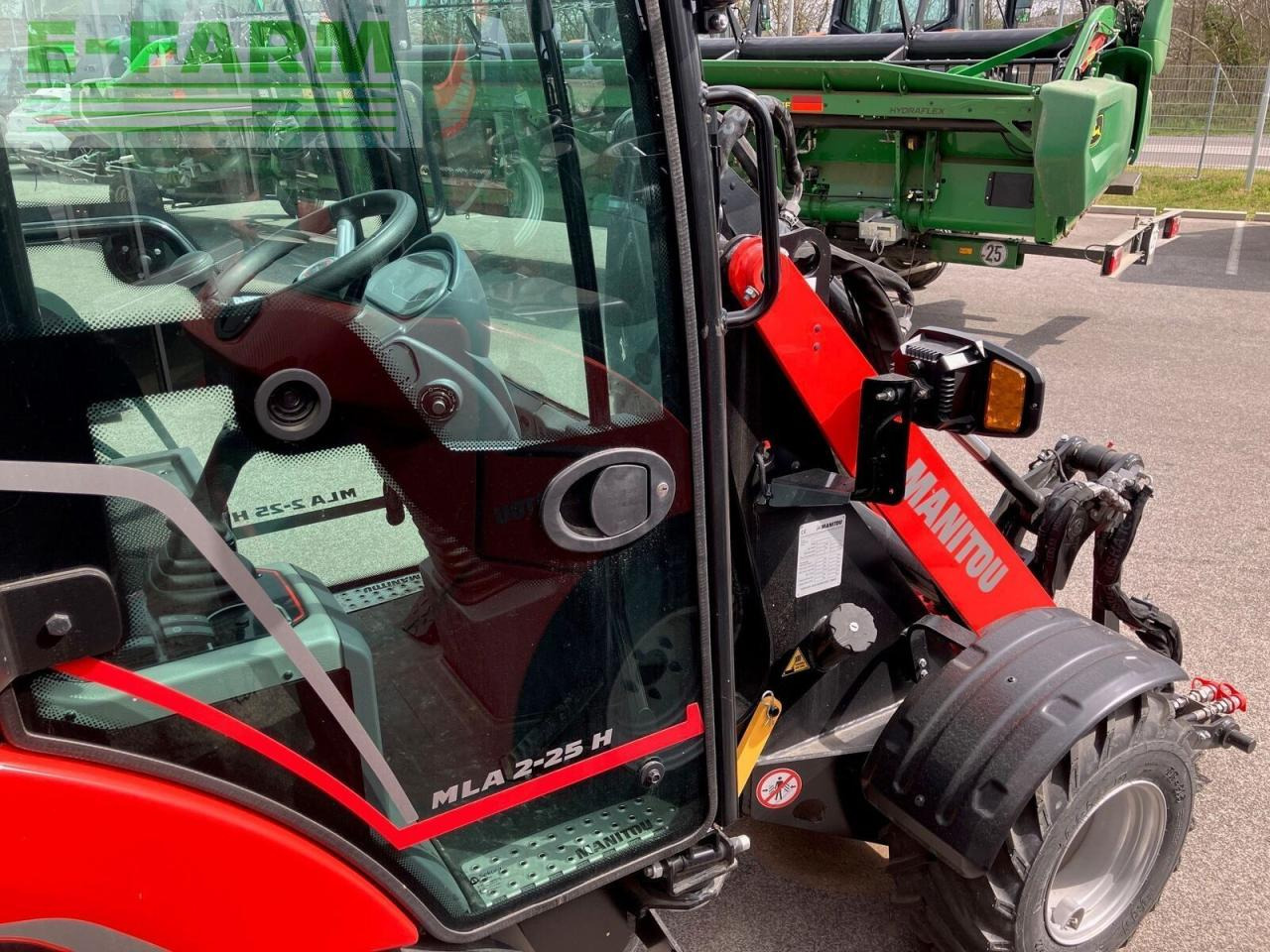 Manitou manitou mla2-25 - Miniexcavadora: foto 4 Manitou manitou mla2-25 - Miniexcavadora: foto 4