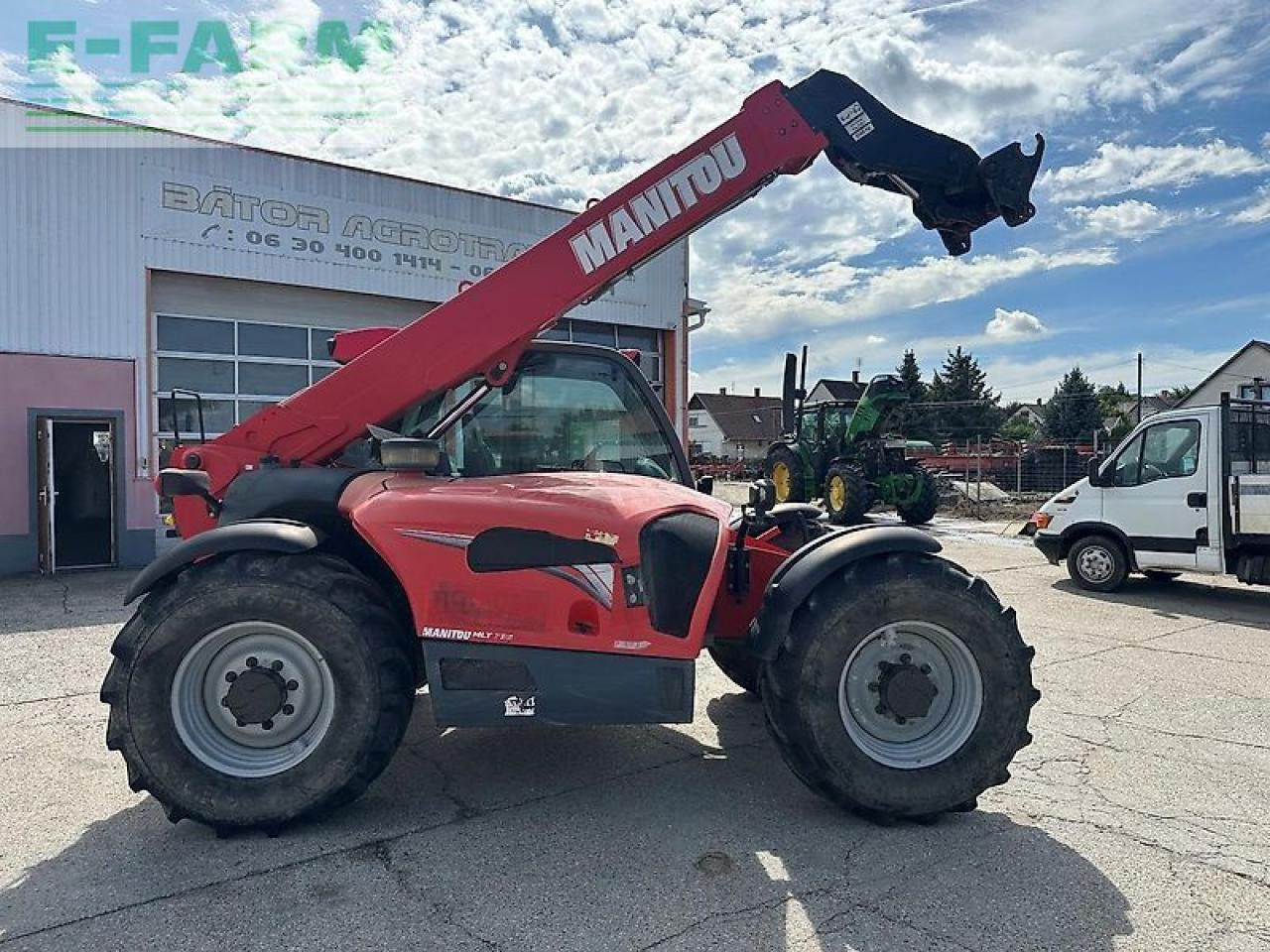 Manitou mlt 735-120 - Miniexcavadora: foto 2 Manitou mlt 735-120 - Miniexcavadora: foto 2