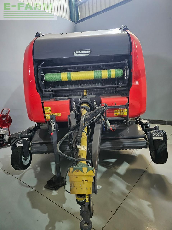 Maschio EXTREME 266 HTC - Empacadora de pacas cuadradas: foto 2 Maschio EXTREME 266 HTC - Empacadora de pacas cuadradas: foto 2