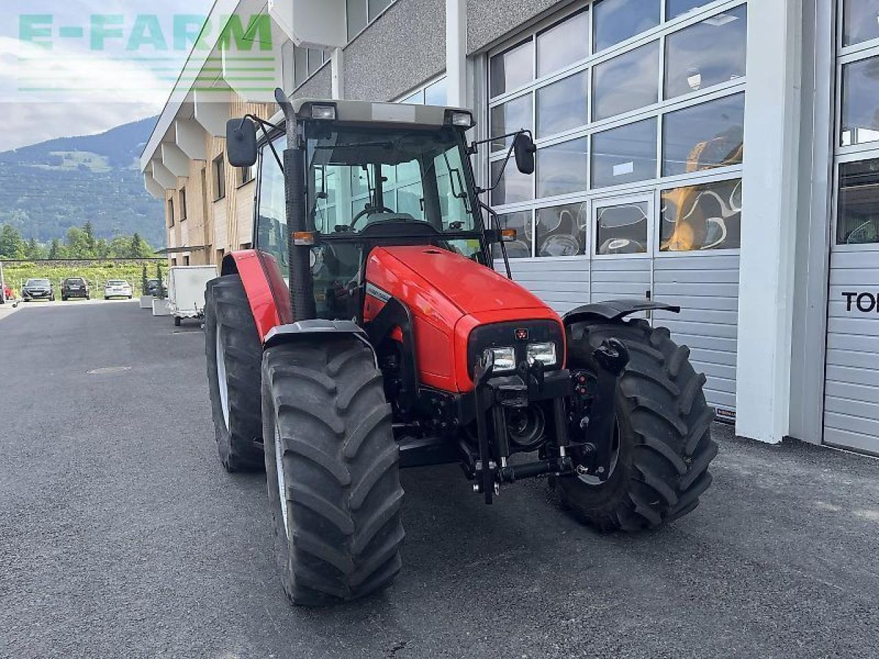 Massey Ferguson 4335-4 lp/hv/kl - Tractor: foto 4 Massey Ferguson 4335-4 lp/hv/kl - Tractor: foto 4