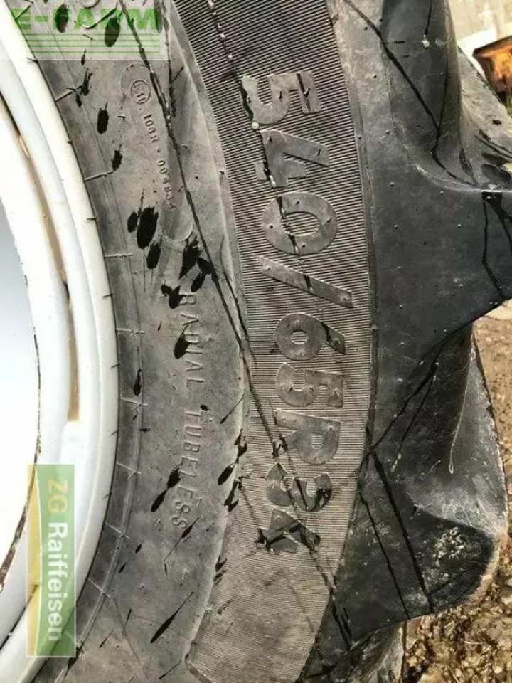 Massey Ferguson 5709 m - Tractor: foto 2 Massey Ferguson 5709 m - Tractor: foto 2