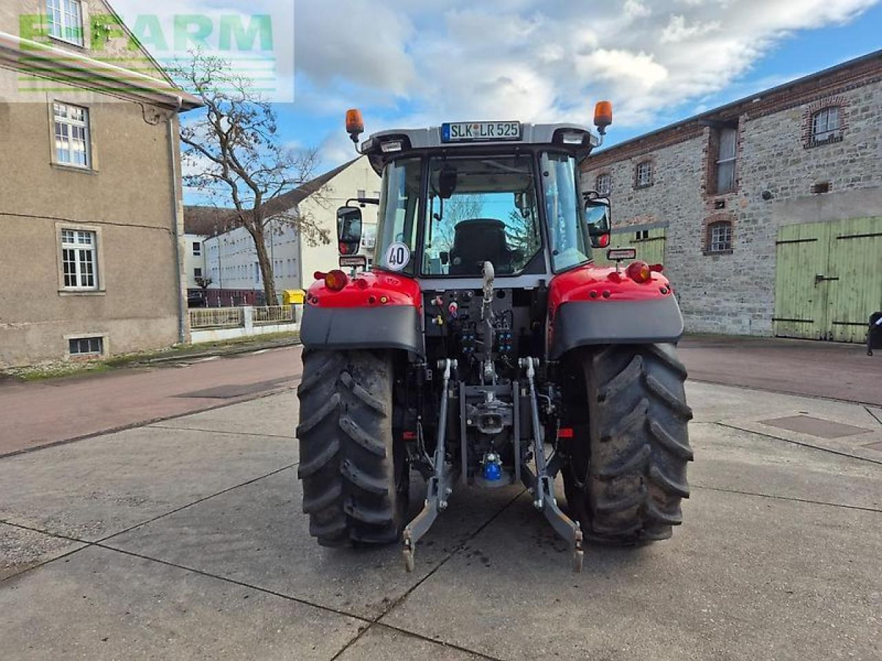 Massey Ferguson 5s.125 dyna-4 ess - Tractor: foto 4 Massey Ferguson 5s.125 dyna-4 ess - Tractor: foto 4