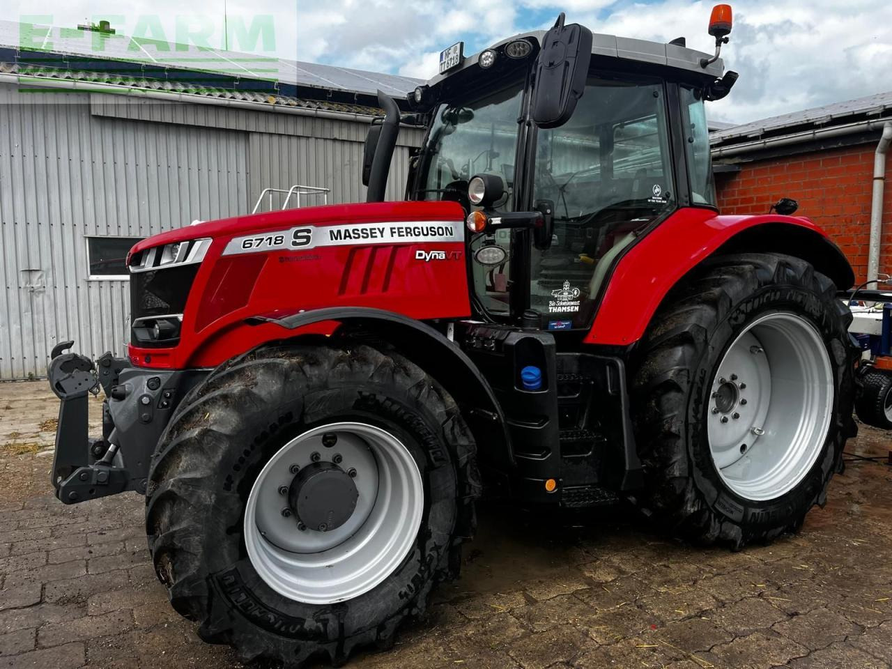 Massey Ferguson 6718S Dyna-VT - Tractor: foto 1 Massey Ferguson 6718S Dyna-VT - Tractor: foto 1