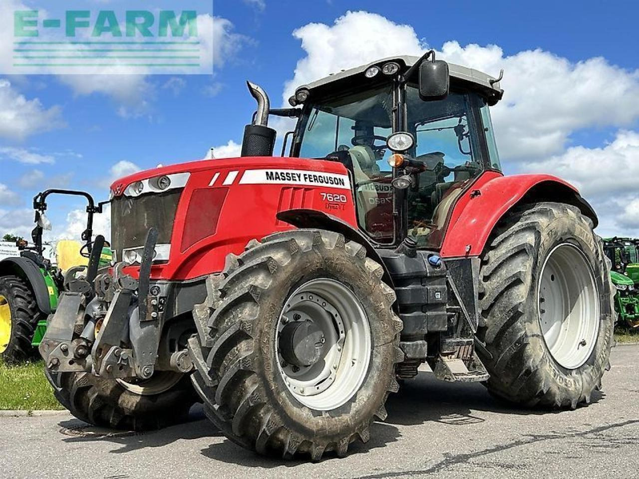 Massey Ferguson 7620 dynavt - Tractor: foto 2 Massey Ferguson 7620 dynavt - Tractor: foto 2