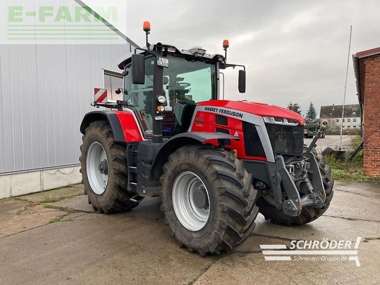 Massey Ferguson 8s.305 dyna-vt exclusive Exclusive - Tractor: foto 4 Massey Ferguson 8s.305 dyna-vt exclusive Exclusive - Tractor: foto 4