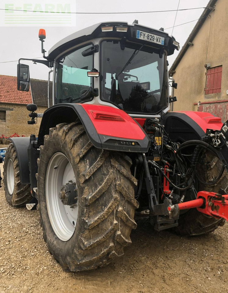 Massey Ferguson 8s205 - Tractor: foto 2 Massey Ferguson 8s205 - Tractor: foto 2