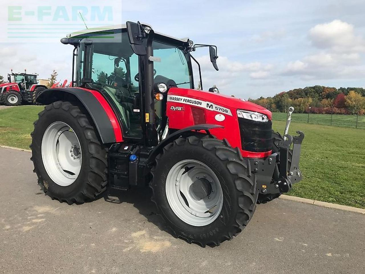 Massey Ferguson mf 5709 m dyna-4 - Tractor: foto 5 Massey Ferguson mf 5709 m dyna-4 - Tractor: foto 5