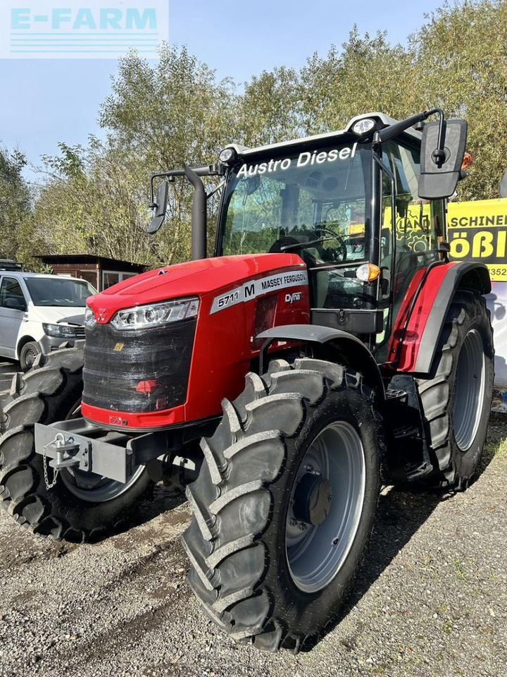 Massey Ferguson mf 5710 m dyna-4 - Tractor: foto 3 Massey Ferguson mf 5710 m dyna-4 - Tractor: foto 3