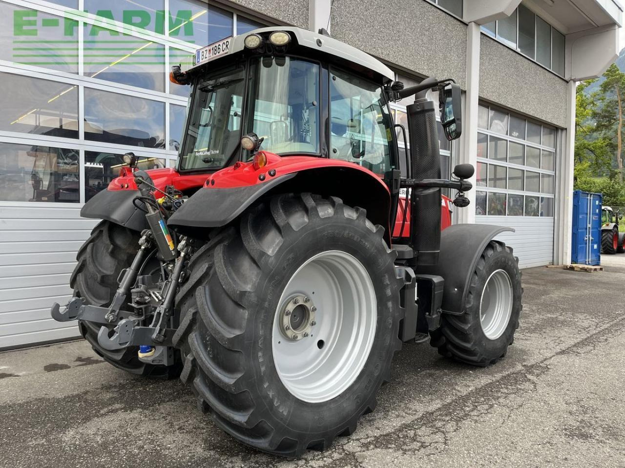 Massey Ferguson mf 6715 s dyna-vt exclusive Exclusive - Tractor: foto 5 Massey Ferguson mf 6715 s dyna-vt exclusive Exclusive - Tractor: foto 5