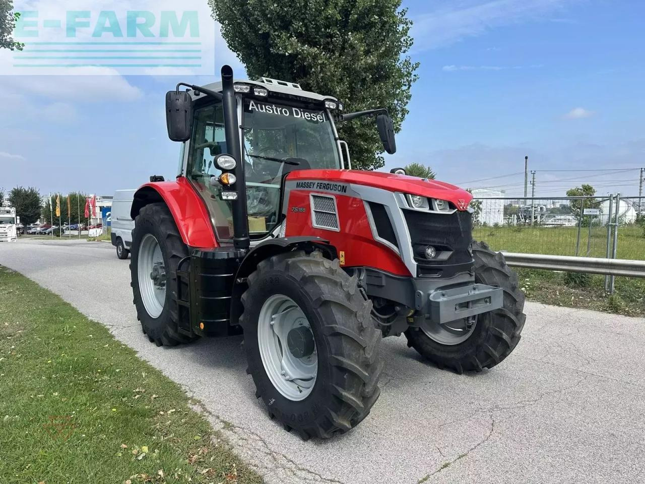 Massey Ferguson mf 7s.155 - Tractor: foto 1 Massey Ferguson mf 7s.155 - Tractor: foto 1