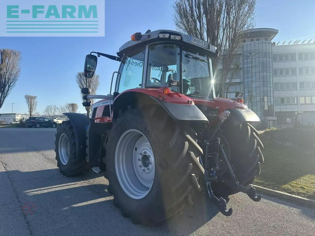 Massey Ferguson mf 7s.180 - Tractor: foto 4 Massey Ferguson mf 7s.180 - Tractor: foto 4