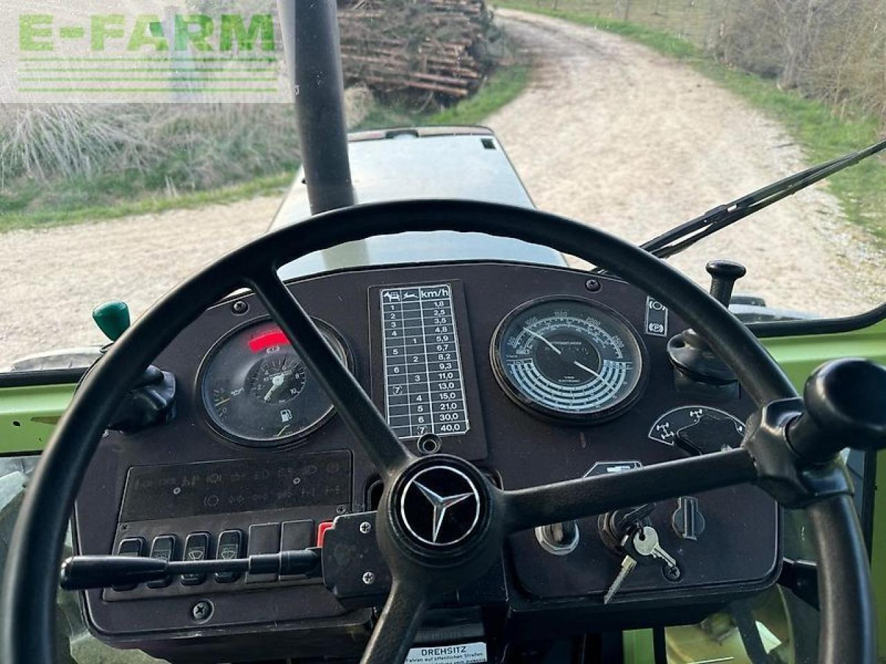 Mercedes-Benz mb trac 1100 - Tractor: foto 5 Mercedes-Benz mb trac 1100 - Tractor: foto 5
