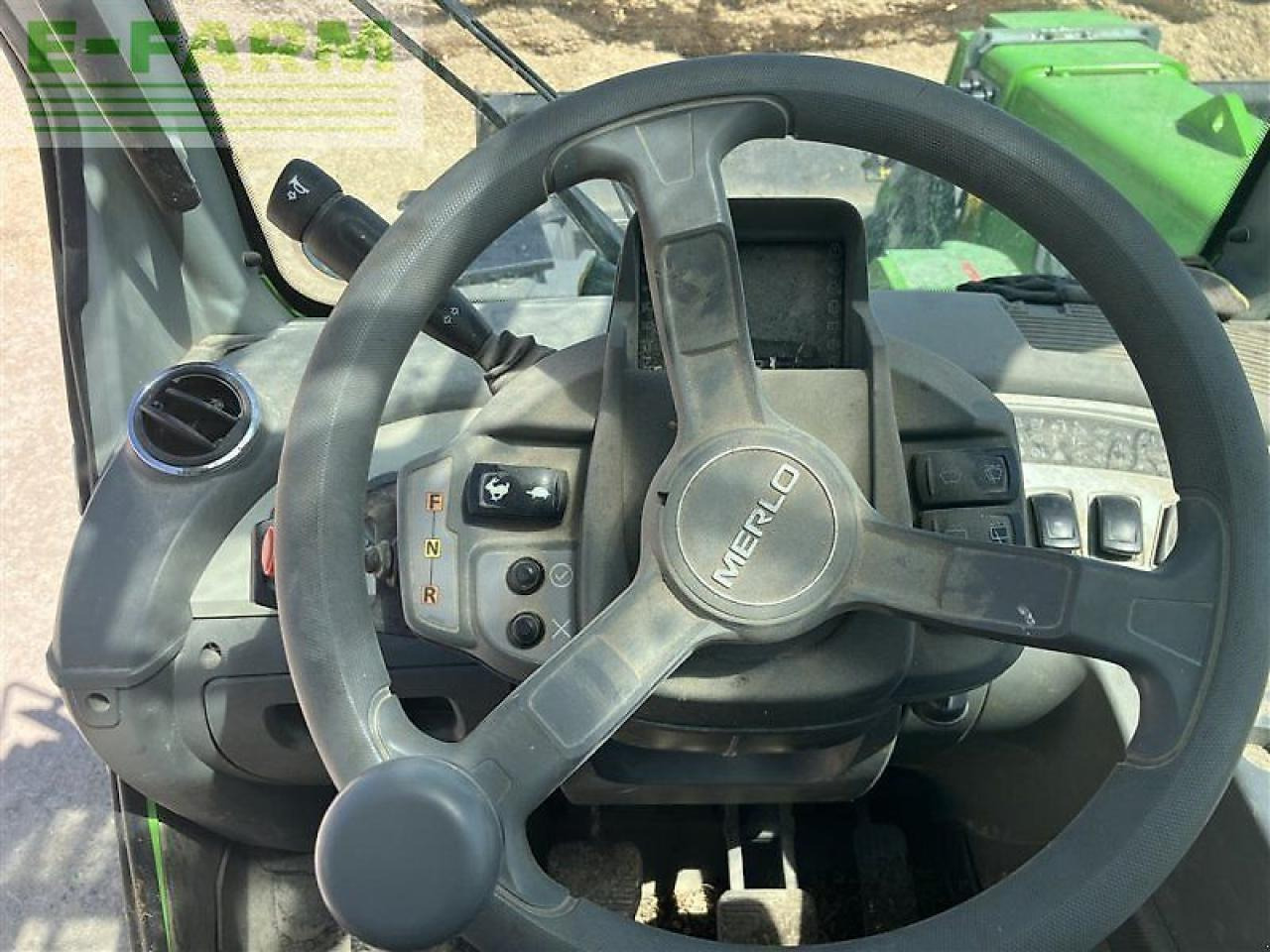 Merlo tf 42.7 - 136 - Manipulador telescópico: foto 5 Merlo tf 42.7 - 136 - Manipulador telescópico: foto 5