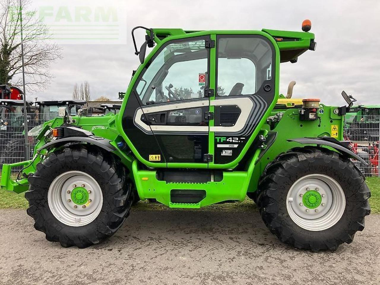 Merlo turbofarmer tf 42.7-140 - Manipulador telescópico: foto 2 Merlo turbofarmer tf 42.7-140 - Manipulador telescópico: foto 2