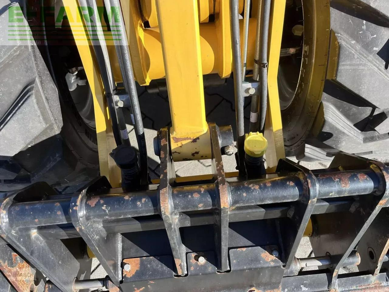 Mustang 340 mit euroaufnahme hydraulisch - Cargadora de ruedas: foto 4 Mustang 340 mit euroaufnahme hydraulisch - Cargadora de ruedas: foto 4