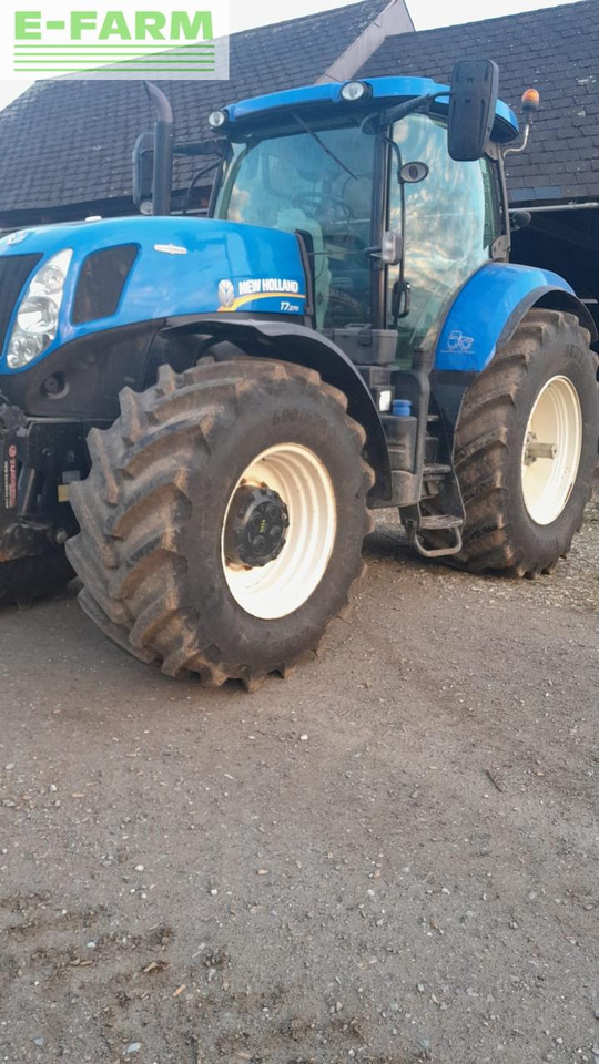 New Holland T 7.270 - Tractor: foto 2 New Holland T 7.270 - Tractor: foto 2