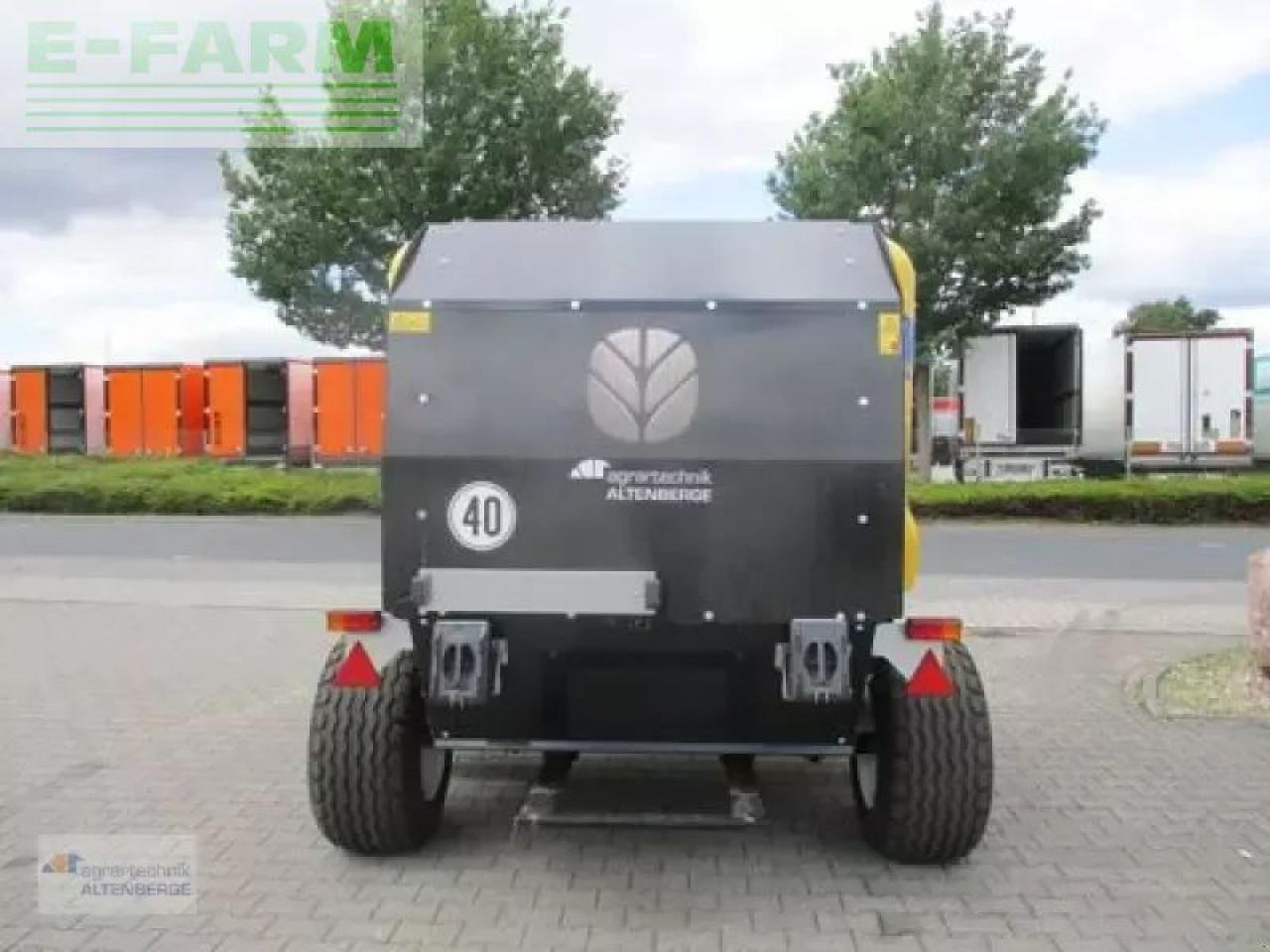 New Holland br 150 utility - Empacadora de pacas cuadradas: foto 5 New Holland br 150 utility - Empacadora de pacas cuadradas: foto 5