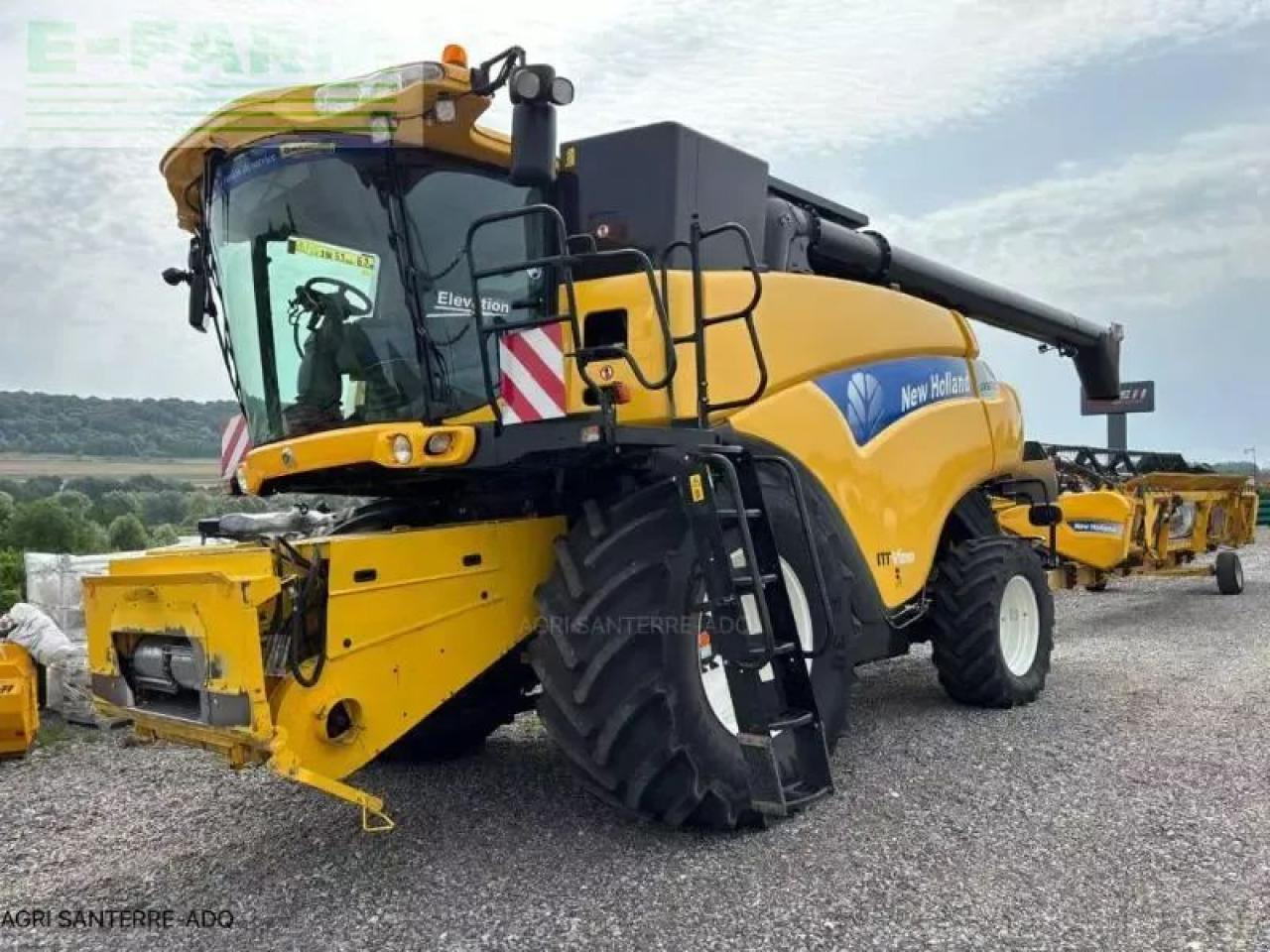 New Holland cr 9070 - Cosechadora de granos: foto 3 New Holland cr 9070 - Cosechadora de granos: foto 3