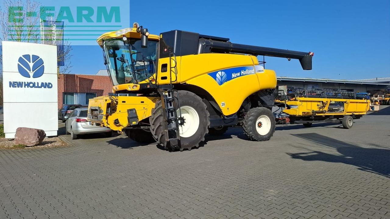 New Holland cr 9070 elevation - Cosechadora de granos: foto 1 New Holland cr 9070 elevation - Cosechadora de granos: foto 1