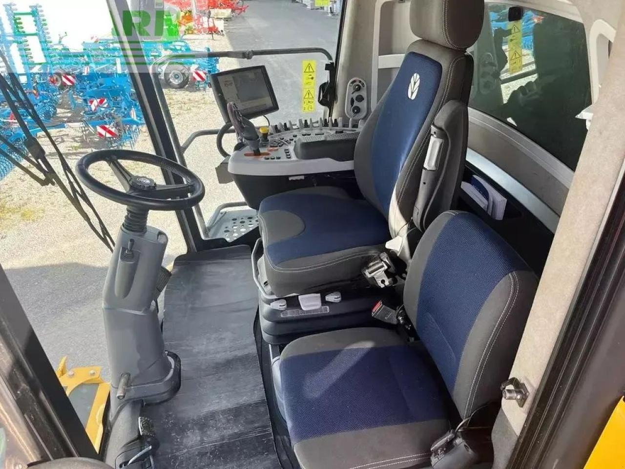 New Holland cr8.90 - Cosechadora de granos: foto 5 New Holland cr8.90 - Cosechadora de granos: foto 5